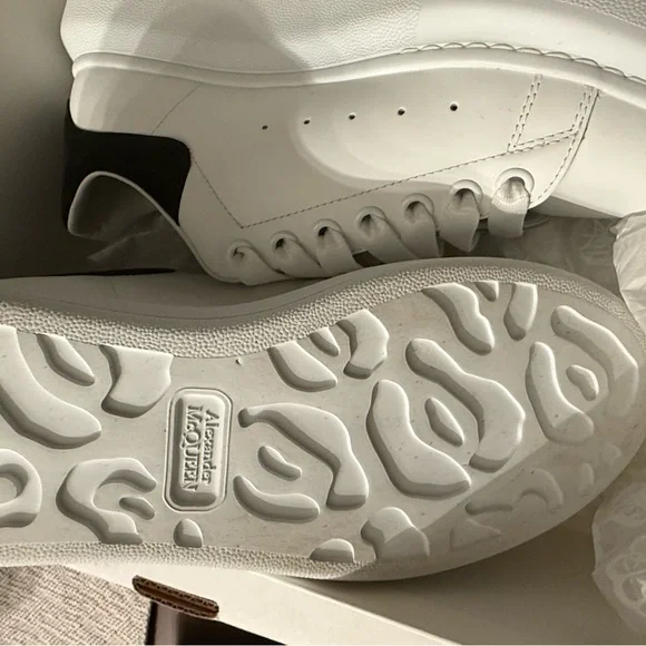 Alexander McQueen White and Black Athletic Shoes - Picture 2 of 7